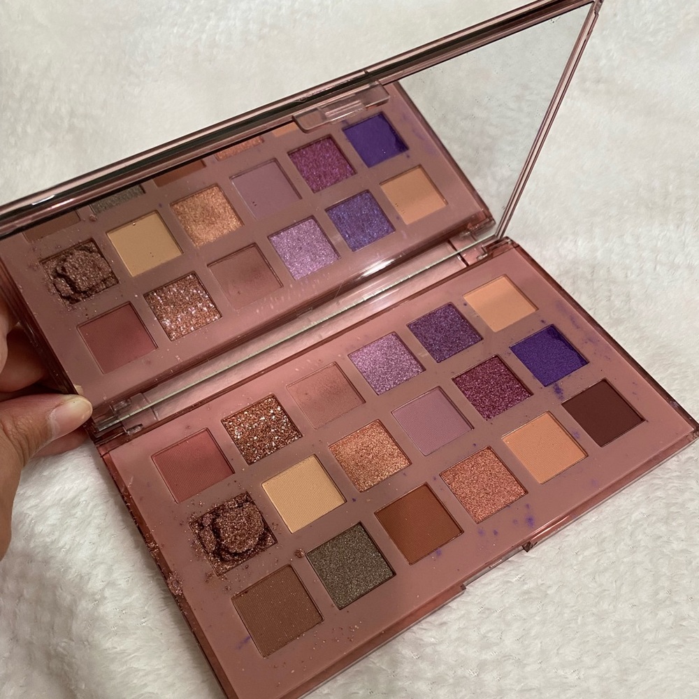 LA Colors Nude Rush palette